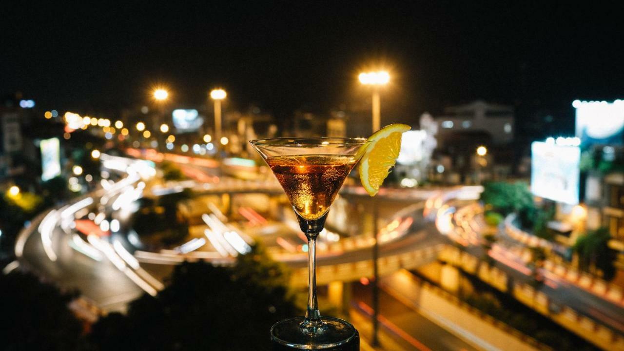 Fiesta & होटल Hanoi
